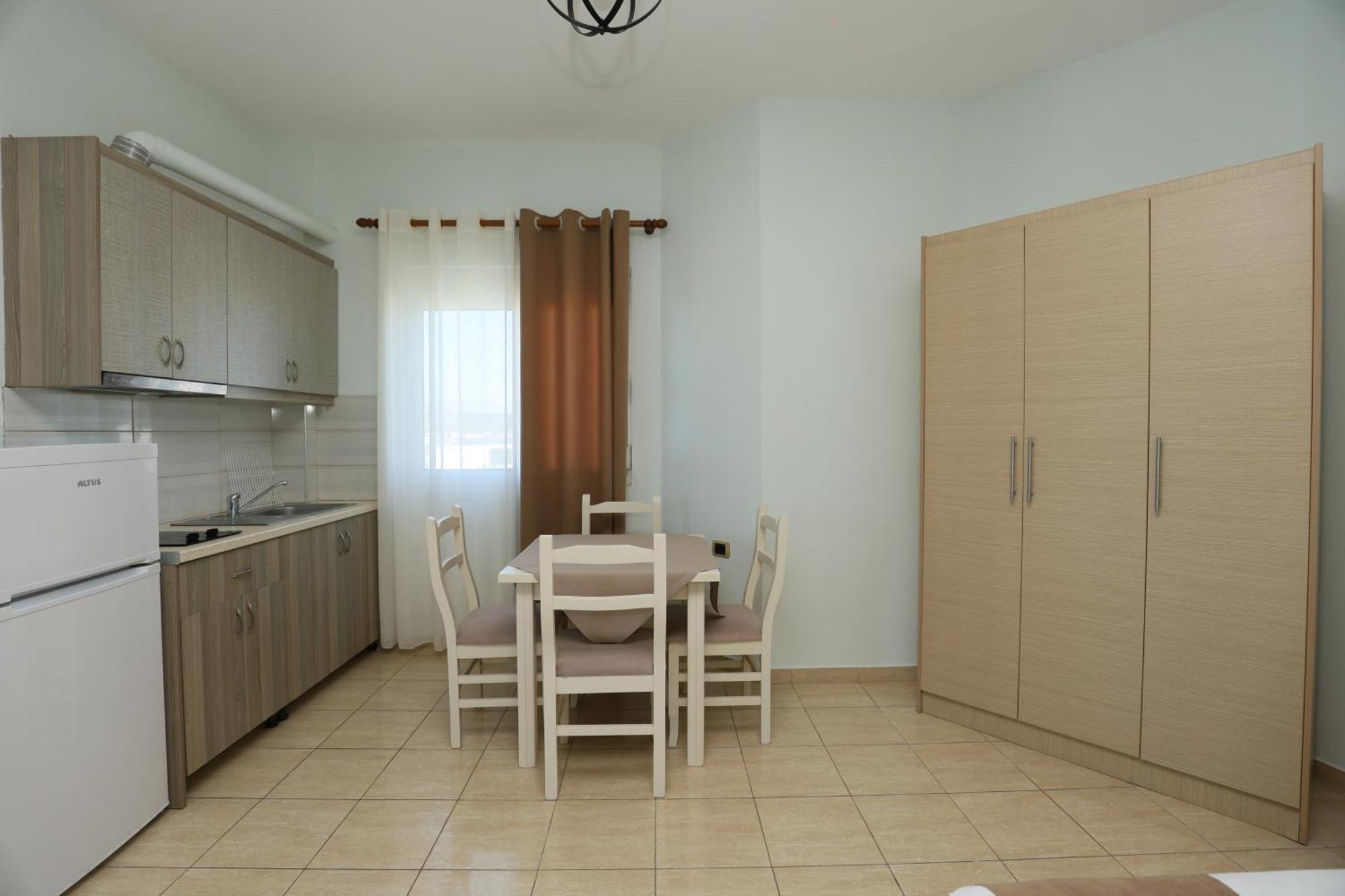 Michelle Apartments Ksamil Eksteriør bilde