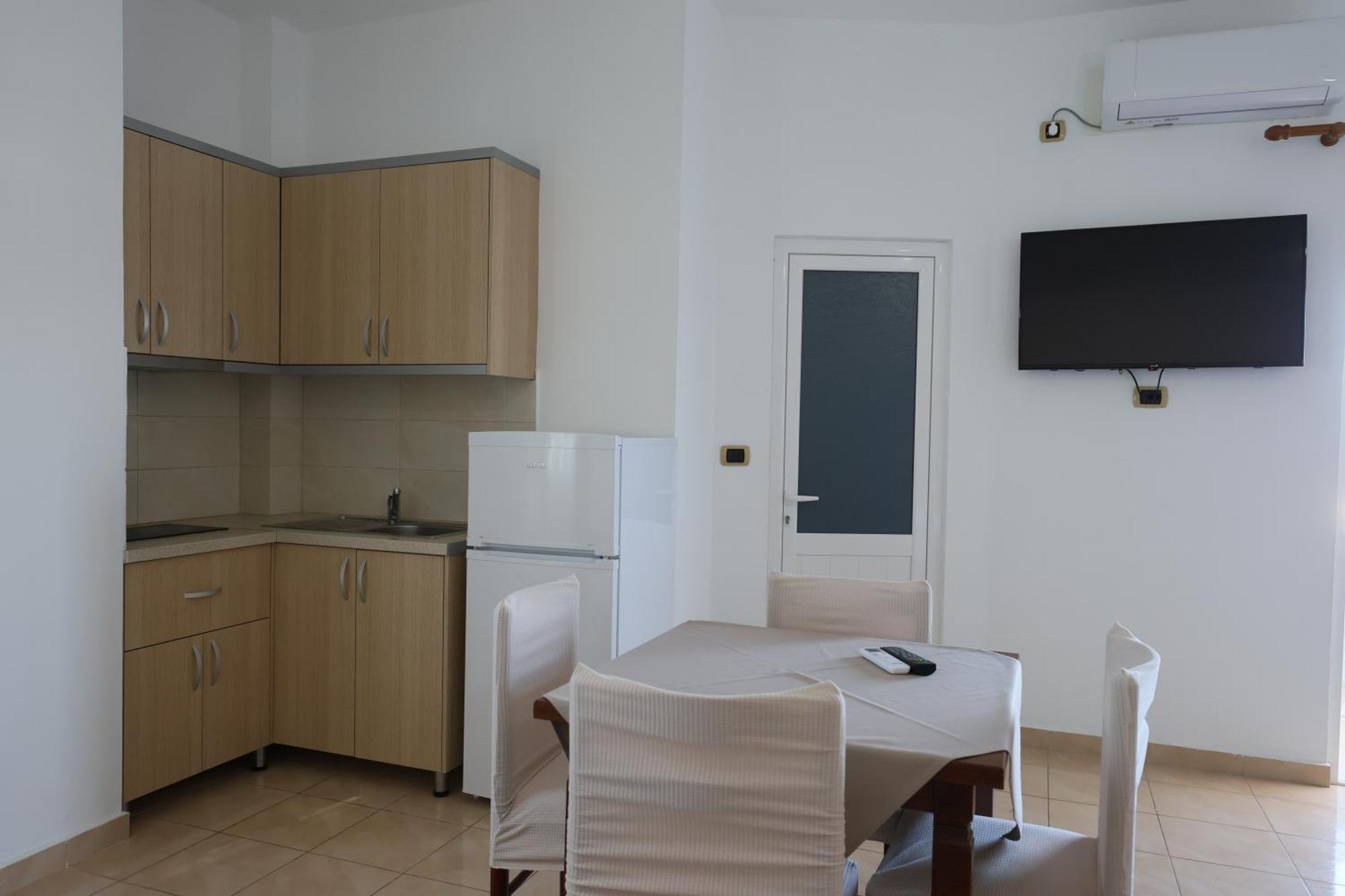 Michelle Apartments Ksamil Eksteriør bilde