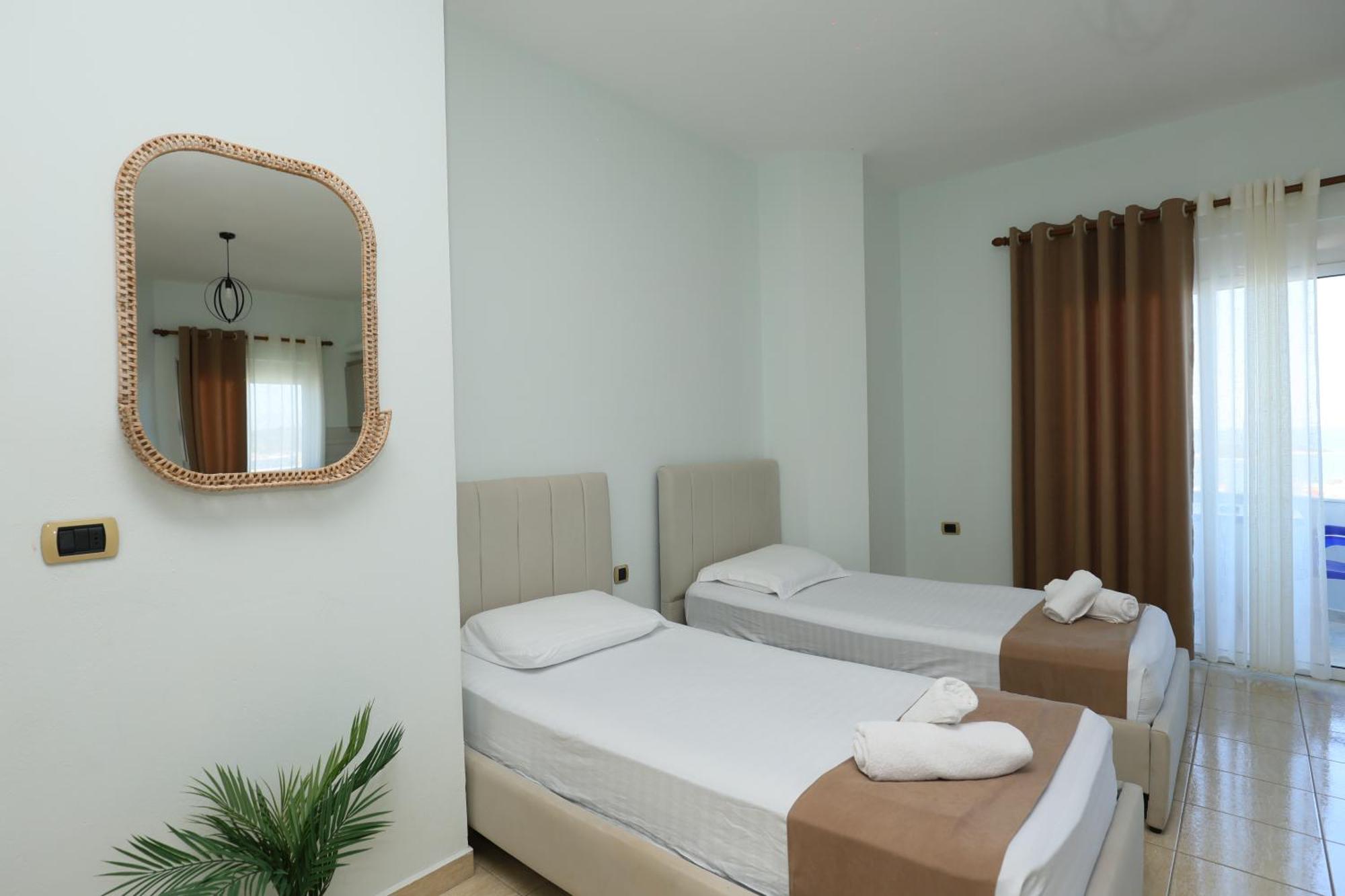 Michelle Apartments Ksamil Eksteriør bilde