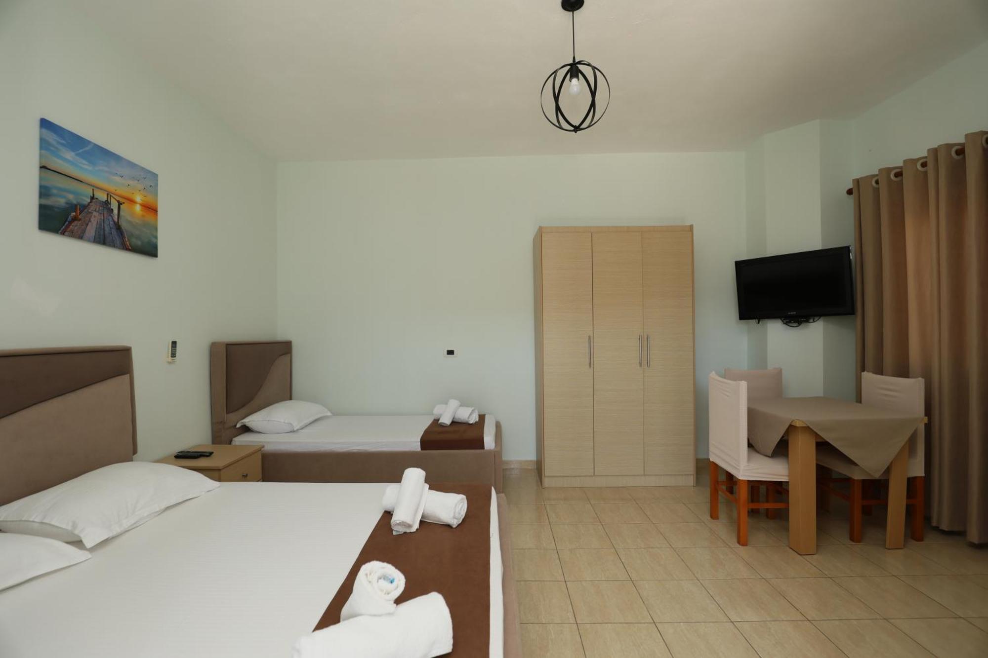 Michelle Apartments Ksamil Eksteriør bilde