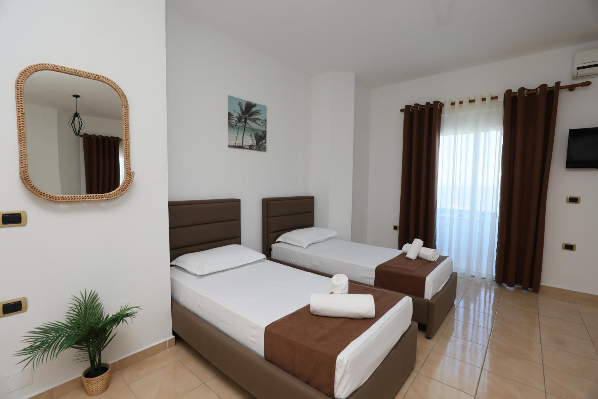 Michelle Apartments Ksamil Eksteriør bilde