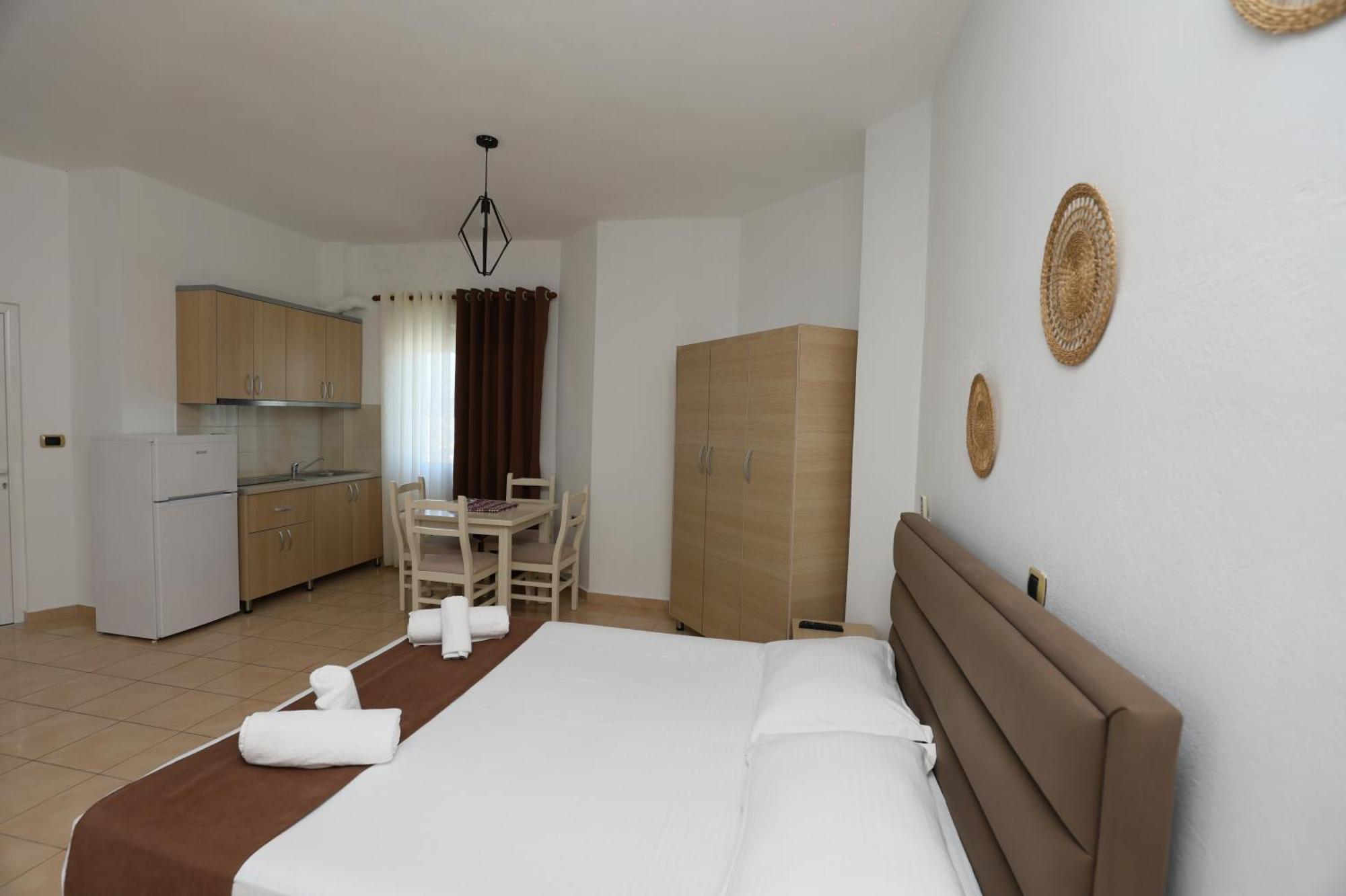 Michelle Apartments Ksamil Eksteriør bilde