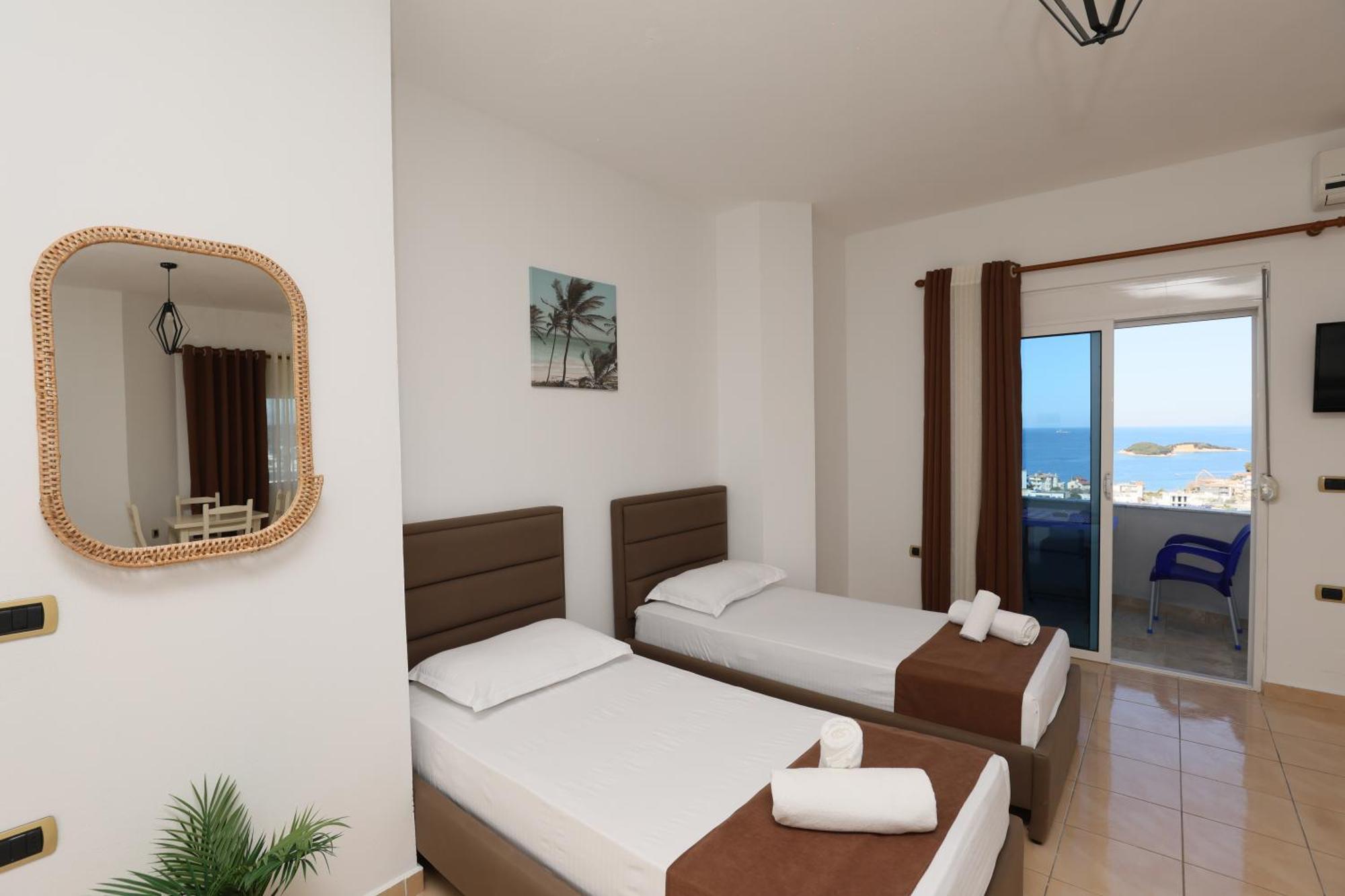 Michelle Apartments Ksamil Eksteriør bilde