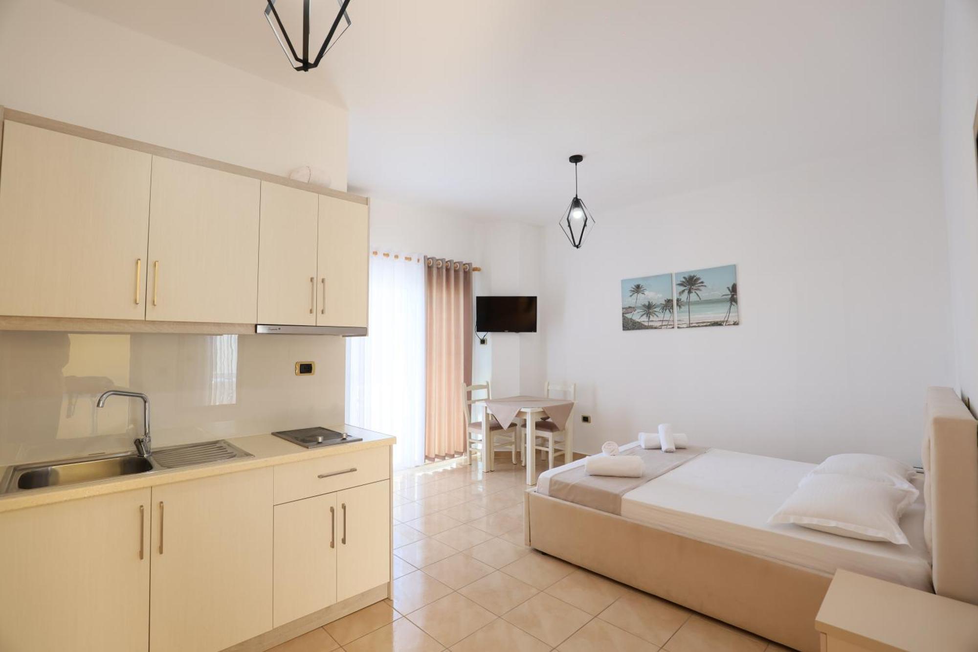 Michelle Apartments Ksamil Eksteriør bilde